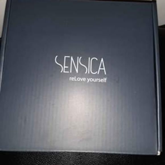 Sensica permanent hair remover - Picture 2 of 5